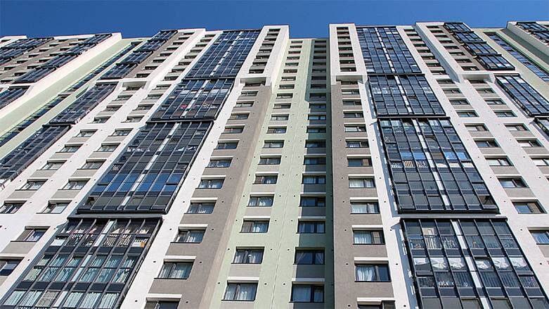    МАКСИМ КОНСТАНТИНОВ/ТАСС: Маленькие квартиры в высотных многоэтажках — это жилье, которое не располагает к созданию семей и рождению детей