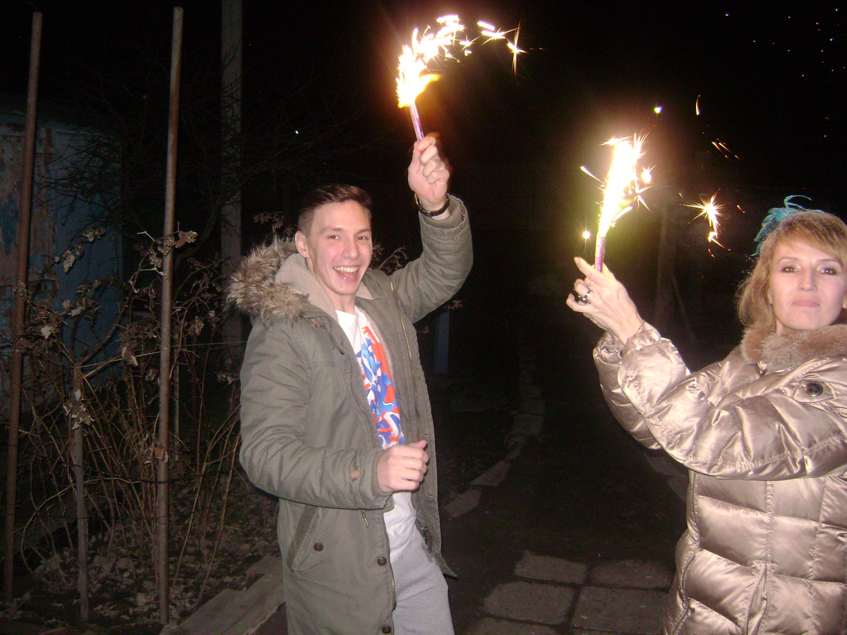 Праздники продолжаются.