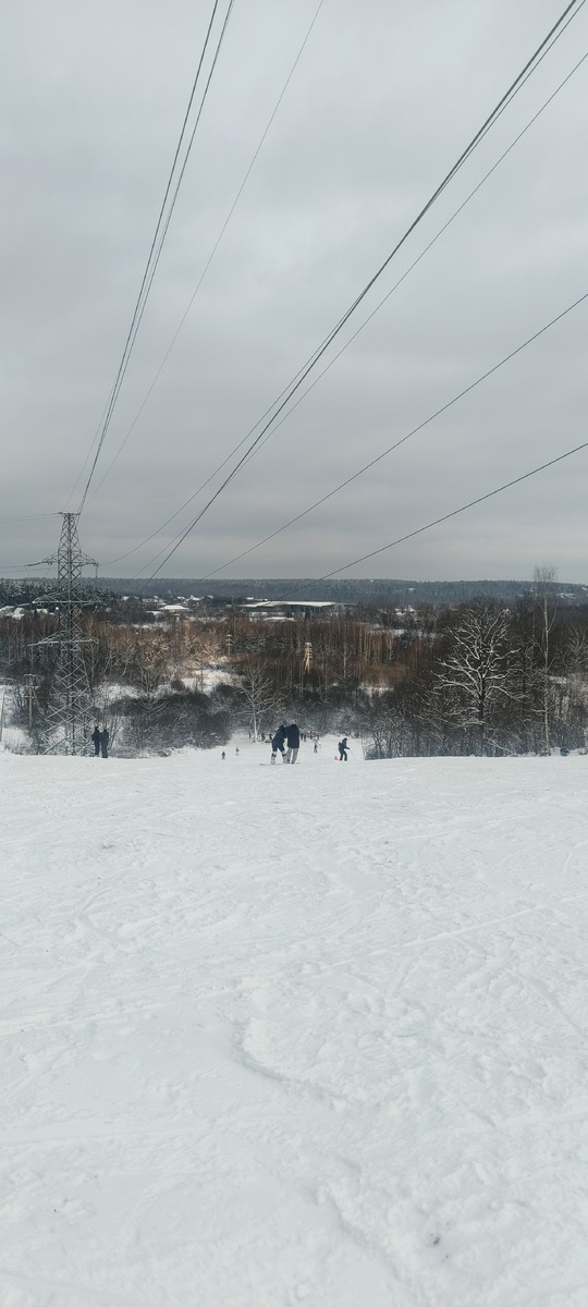 Истра фаворы - отличное место для обучения горным лыжам или сноуборду