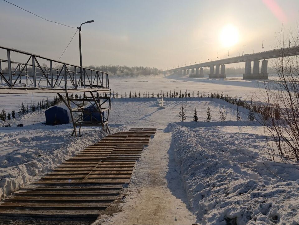    Крещенский городок на Оби в ожидании чина освящения. Источник: Олег Укладов