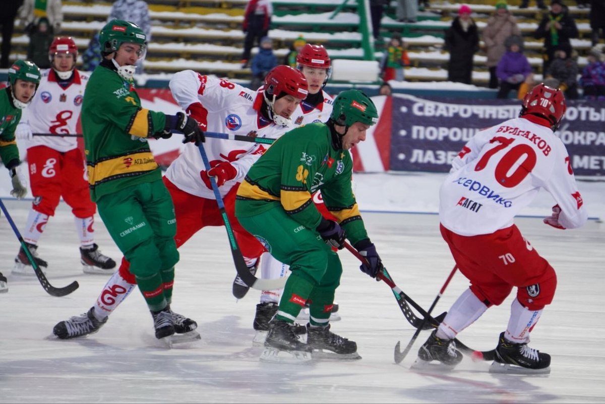     Красноярский ХК «Енисей» уступил архангельскому «Воднику» со счетом 5:2