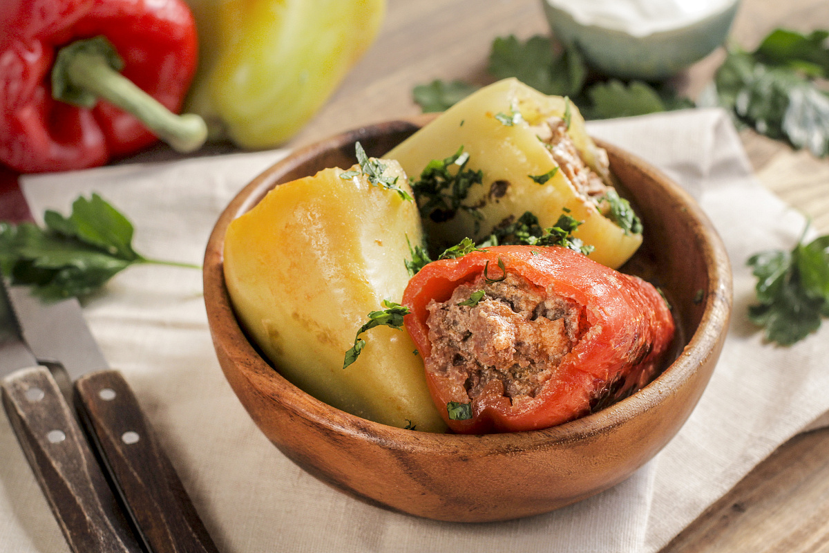 Фаршированные перцы с рубленым мясом и булгуром