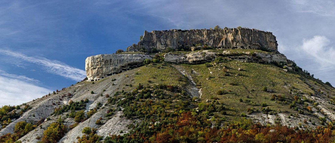 Тепе‑Кермен пещерный город Бахчисарай
