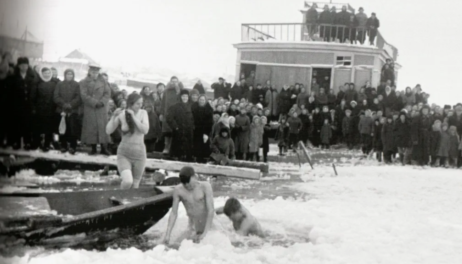 Купание на Крещение в довоенном СССР