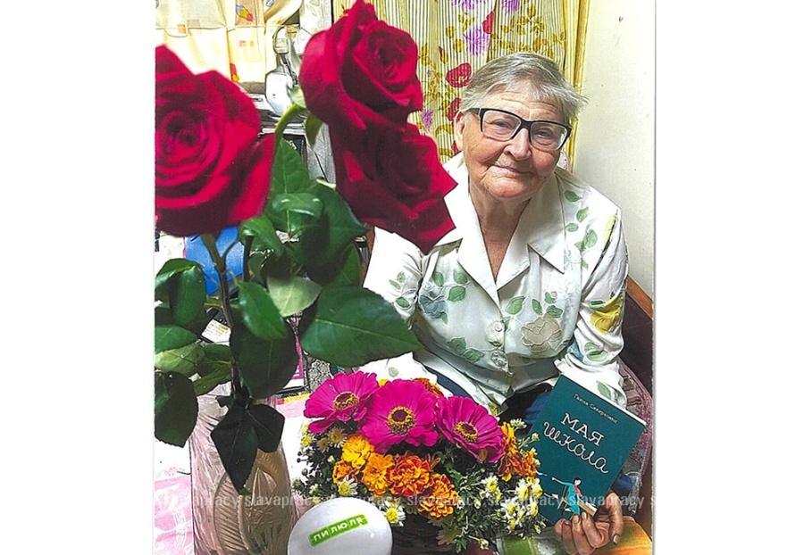     Учитель, влюбленный в Слово – жизненный путь и творческие победы Валентины Савченко