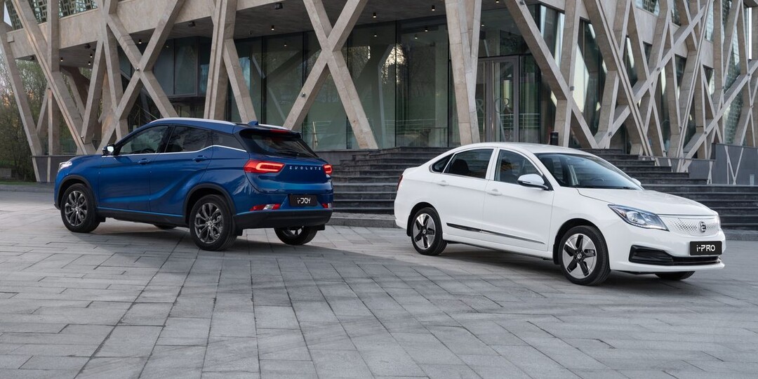 Названы самые популярные электромобили в России: Tesla уже не в лидерах