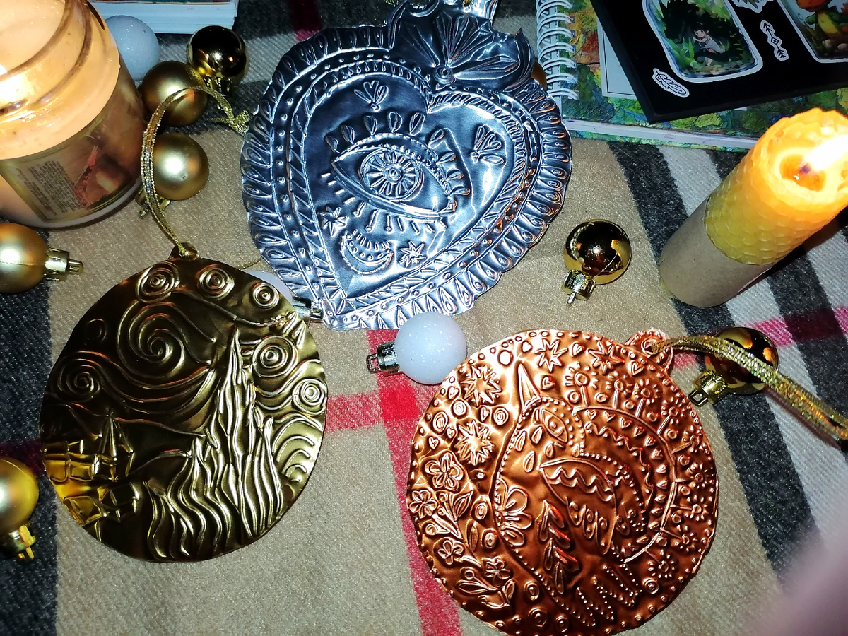 Чеканю из фольги. 