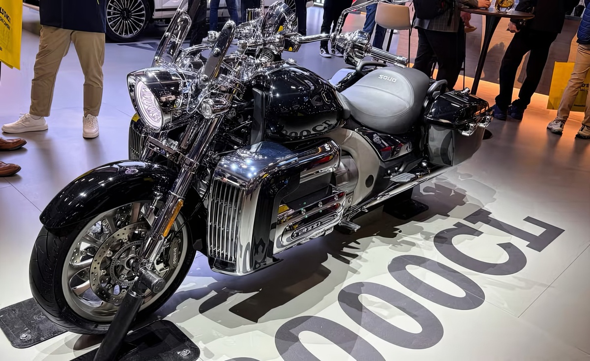 ©Bengt Halvorson | Car and Driver