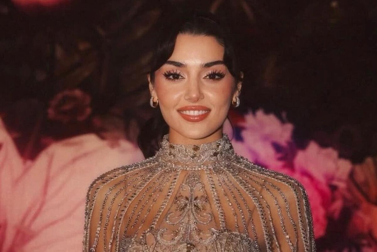    Ханде Эрчел Социальные сети