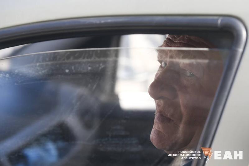    Водитель за рулем