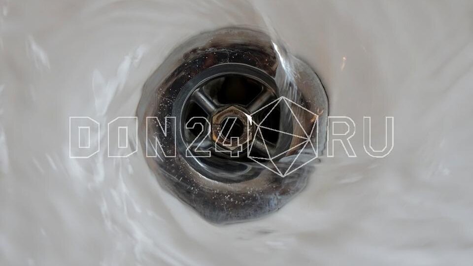 В станице Мечетинской Зерноградского района остановлено водоснабжение