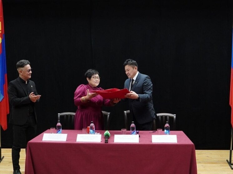     Буряад театр