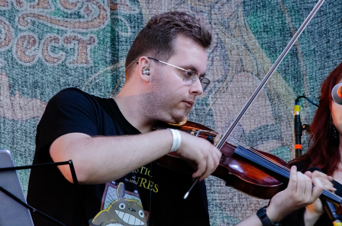 Владимир Чебоксаров, скрипка