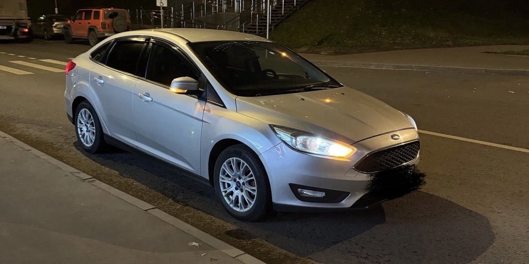 Купил Ford Focus III с пробегом 112 000 км и почти сразу попал на серьёзный ремонт. Друг честно рассказал, чем обернулась покупка