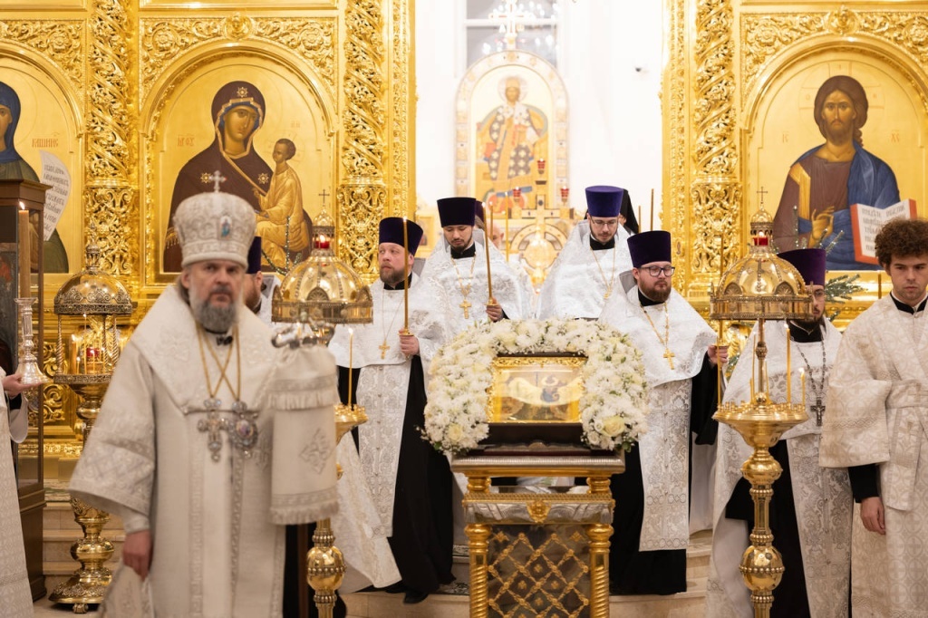 Тверской митрополит Амвросий совершил праздничное богослужение в честь Крещения