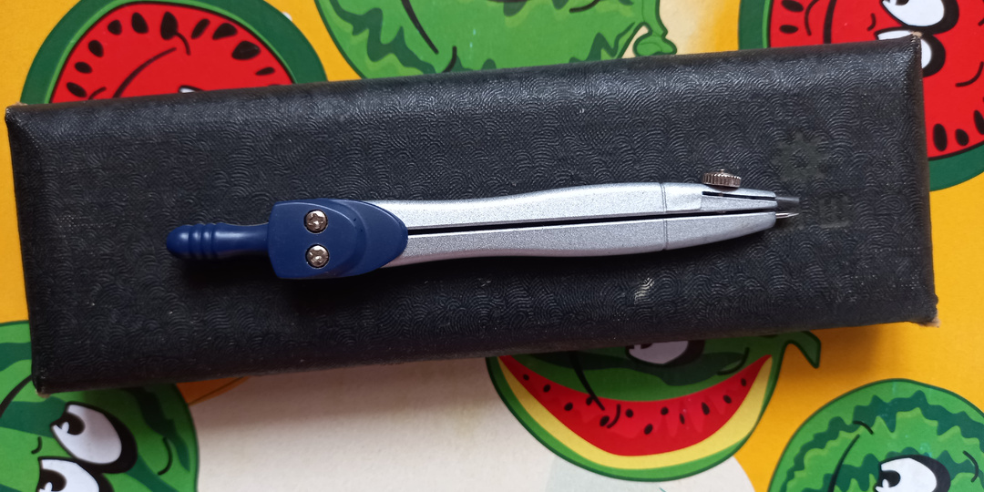 Почему всех советских школьников учили черчению, а потом этот предмет отменили