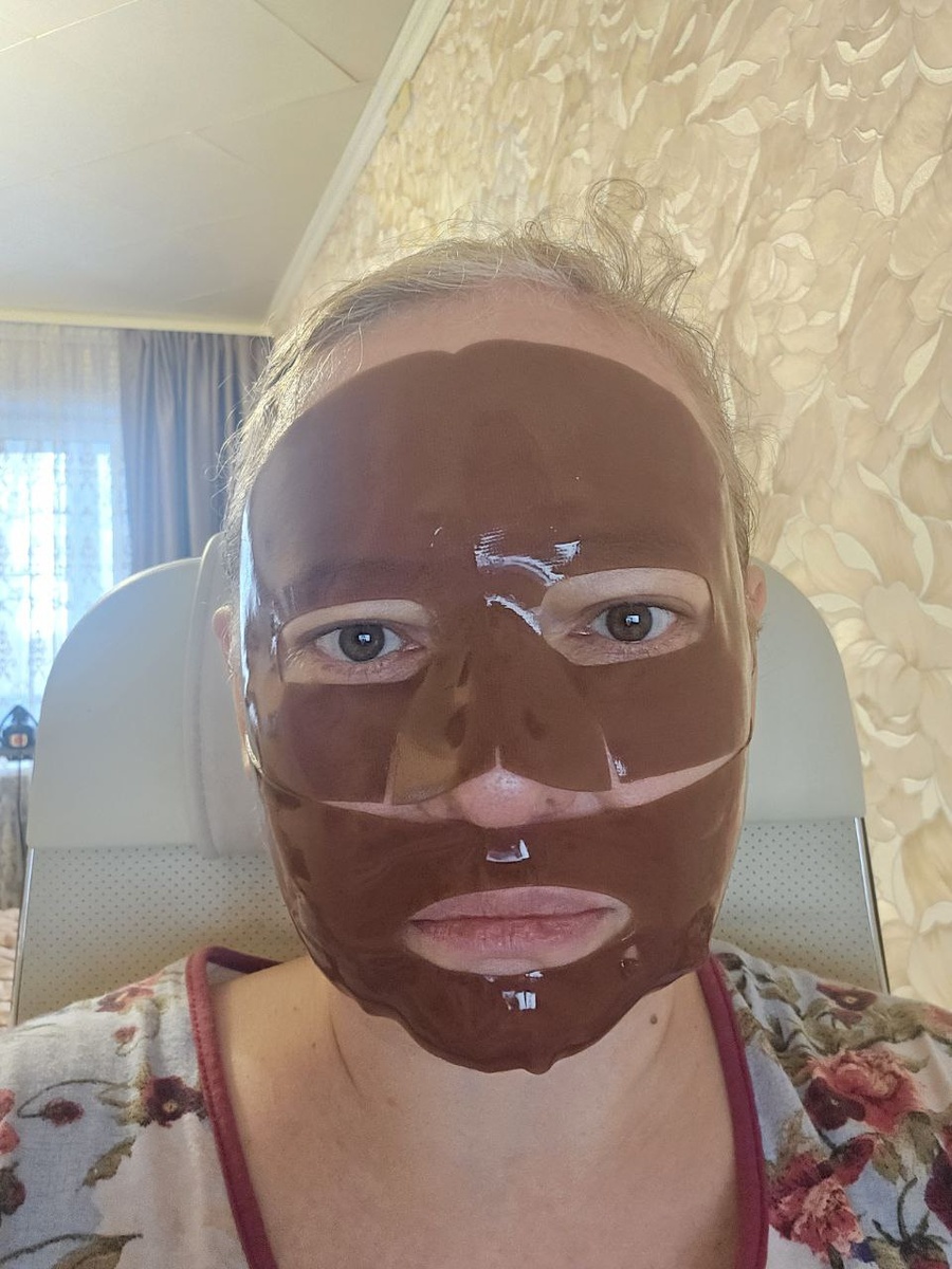 Сегодня понедельник, привет гидрогелевая маска)