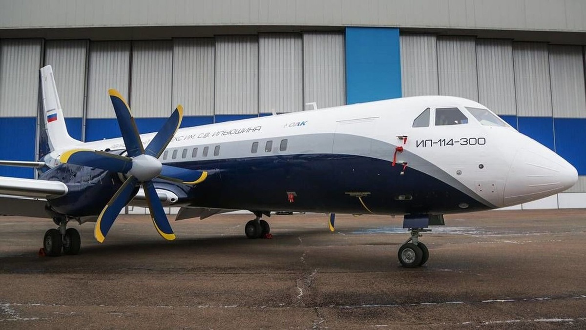    Ил-114-300