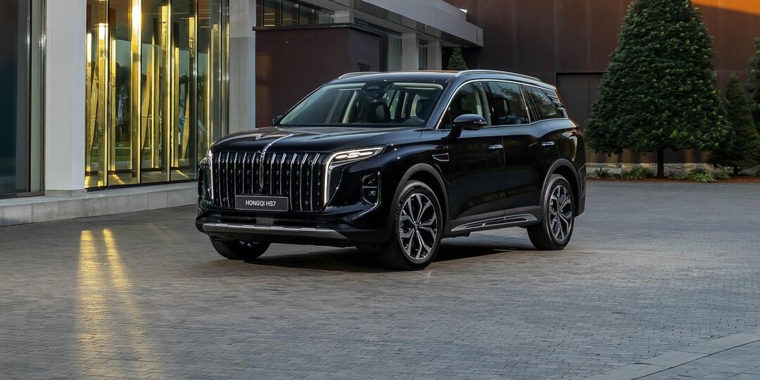 Новый HONGQI HS7. Китайцы играют по-крупному