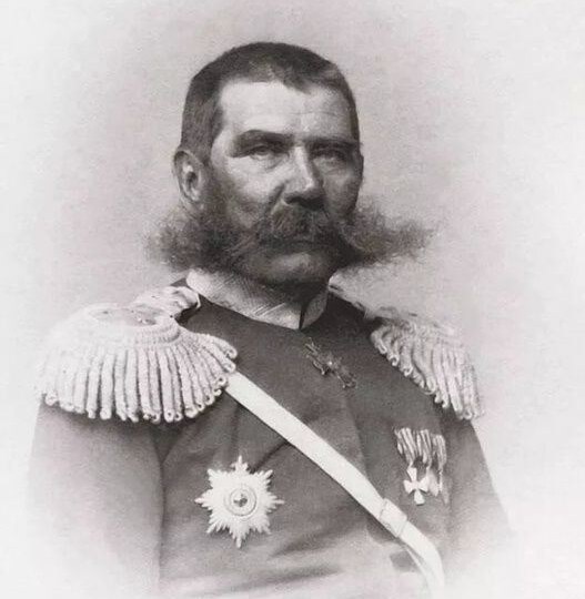 Горцы, видя свою неудачу, повернулись и шагом пошли обратно