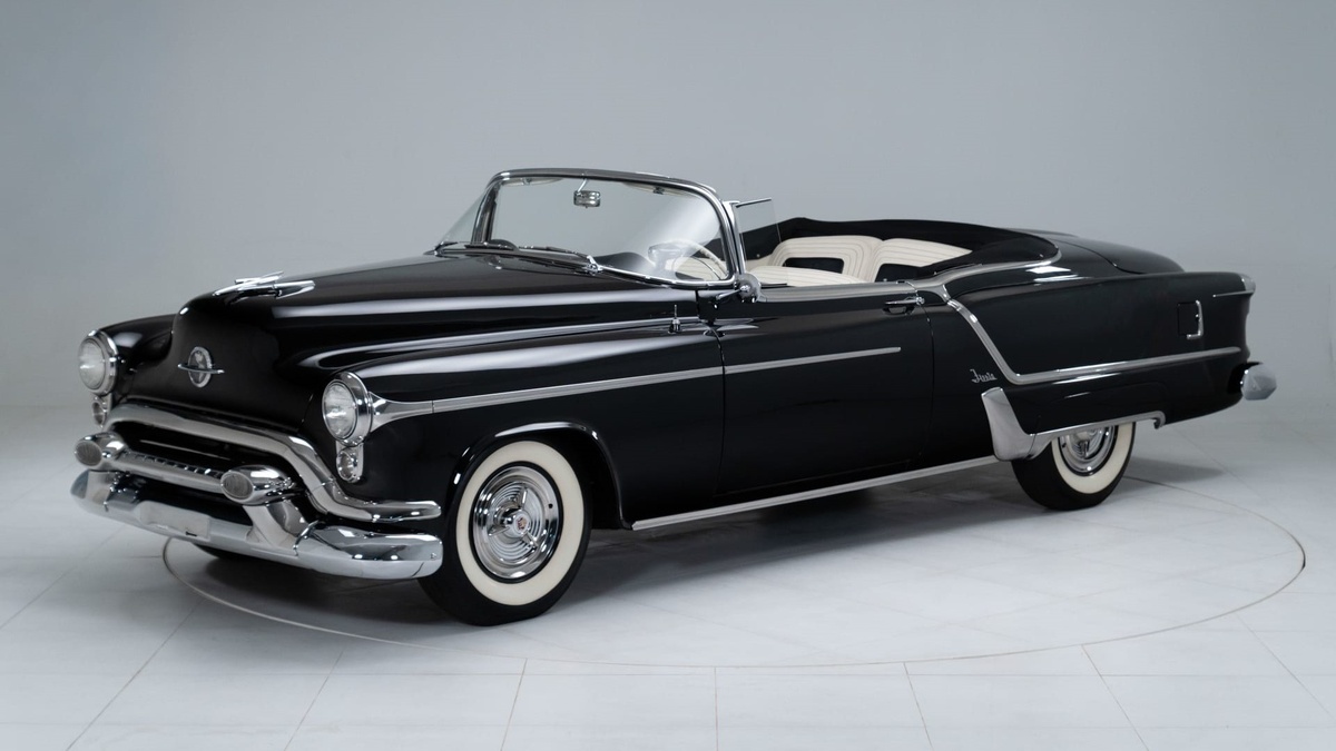 Oldsmobile Fiesta 1953 года