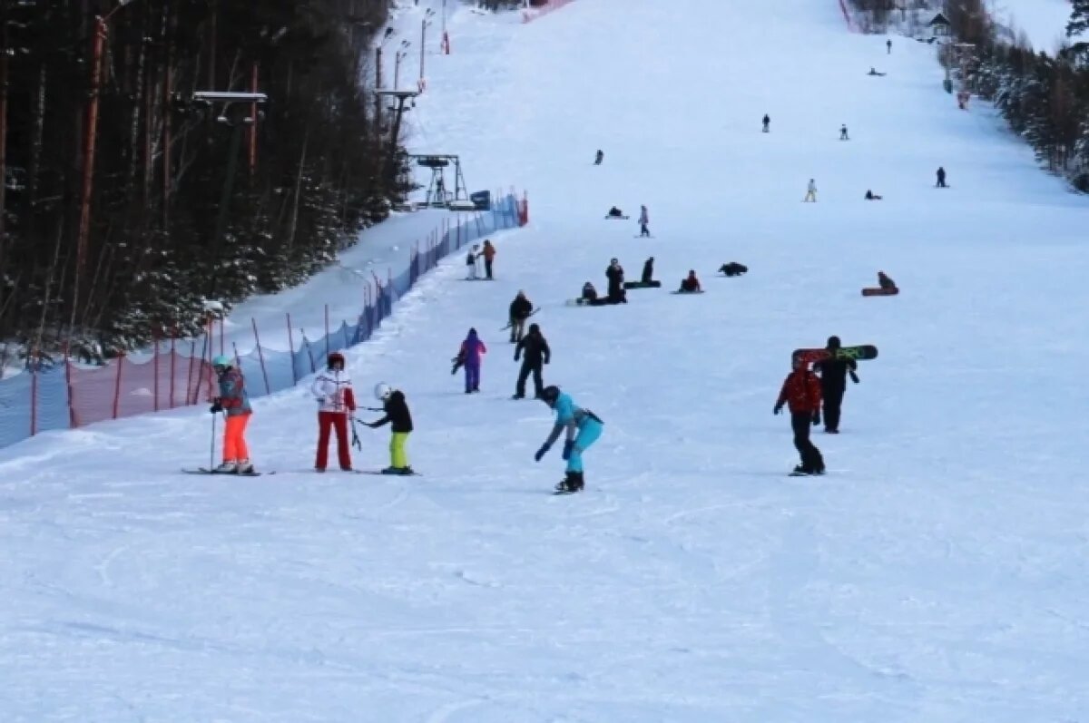    Сломал нос.