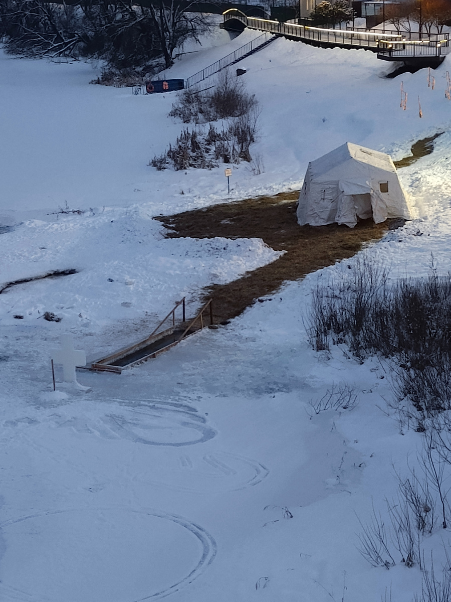 Снимала утром