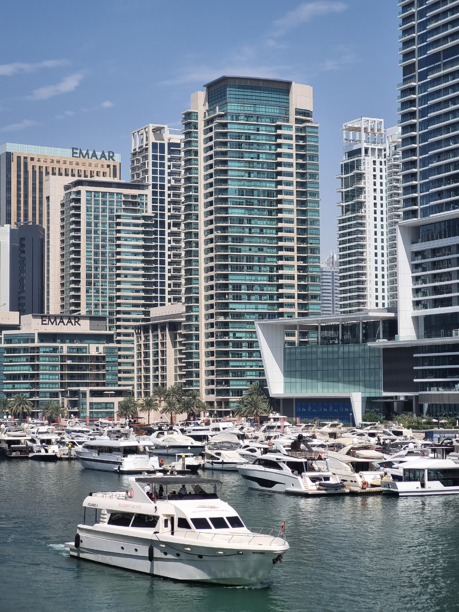 Канал Дубай Марина - сердце современного оазиса! Визитная карточка одноимённого элитного района!