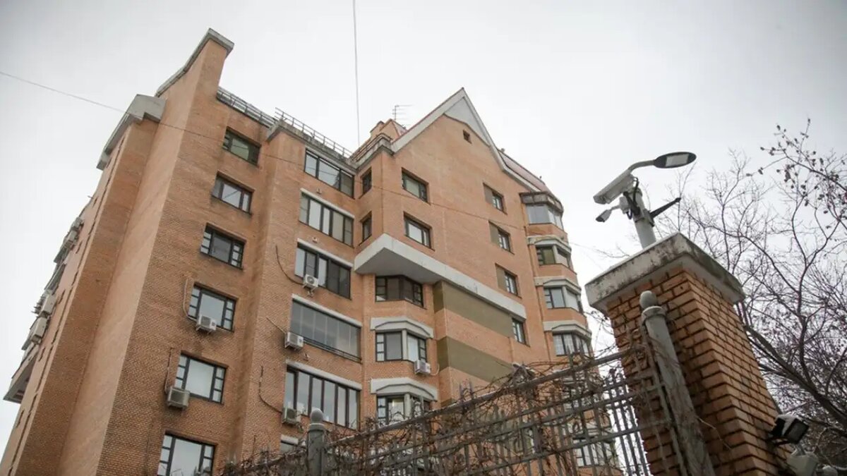    Дом, в котором находится спорная квартира по делу народной артистки РФ Ларисы Долиной © АГН «Москва»