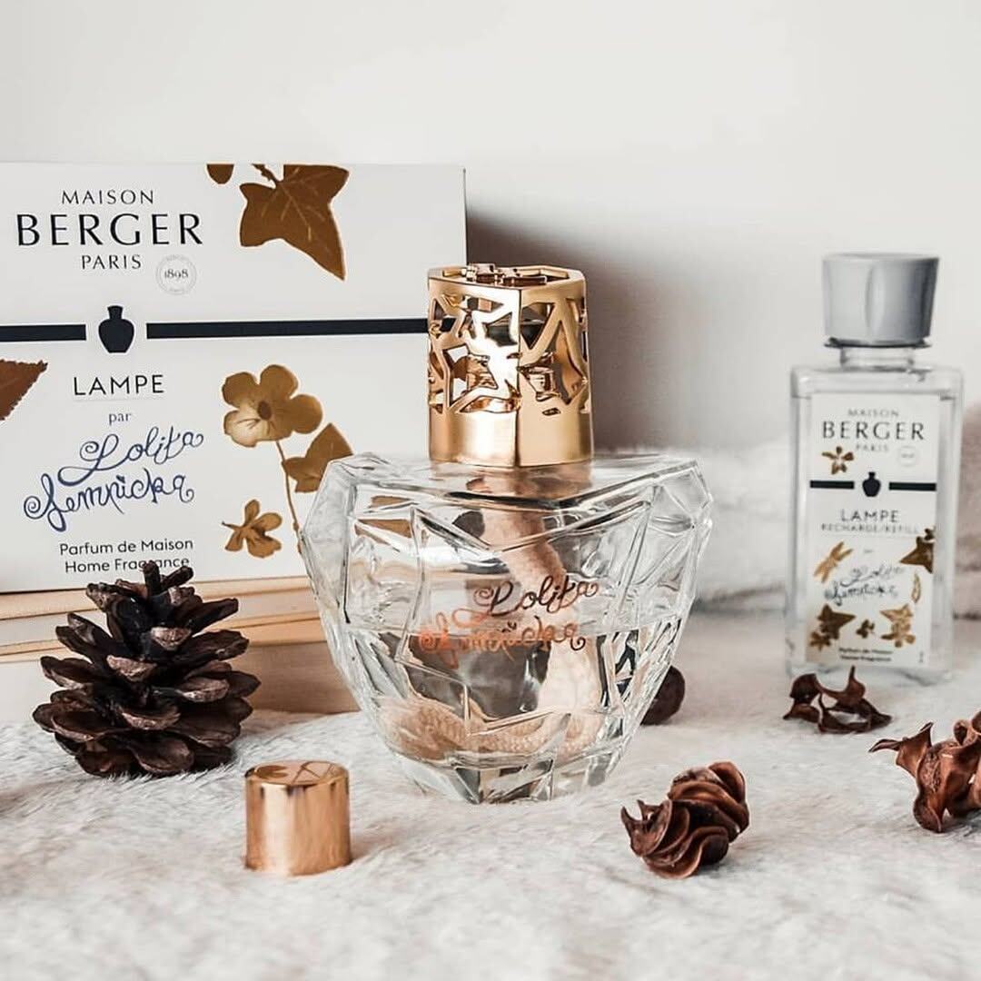 Набор лампа Берже Лолита Лемпика прозрачная с ароматом 250 мл
Maison Berger
Артикул: 4663