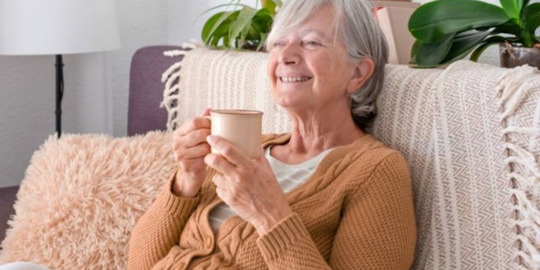 Свекровь продала свою квартиру и переехала к ним. Мама привыкла к комфорту, постоянно напоминал Ларисе муж