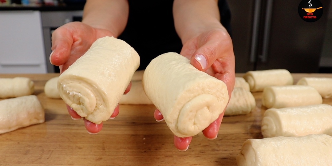 Домашние сахарные булочки: показываю необычный способ замеса и формовки для особой пышности