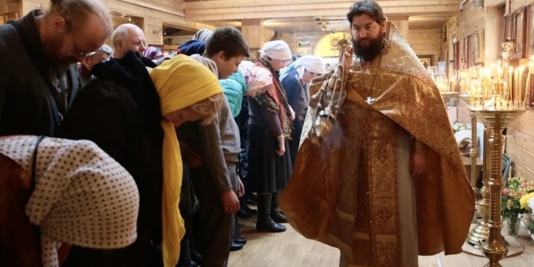 От семинарии до пенсии: как на самом деле живёт и зарабатывает священник РПЦ