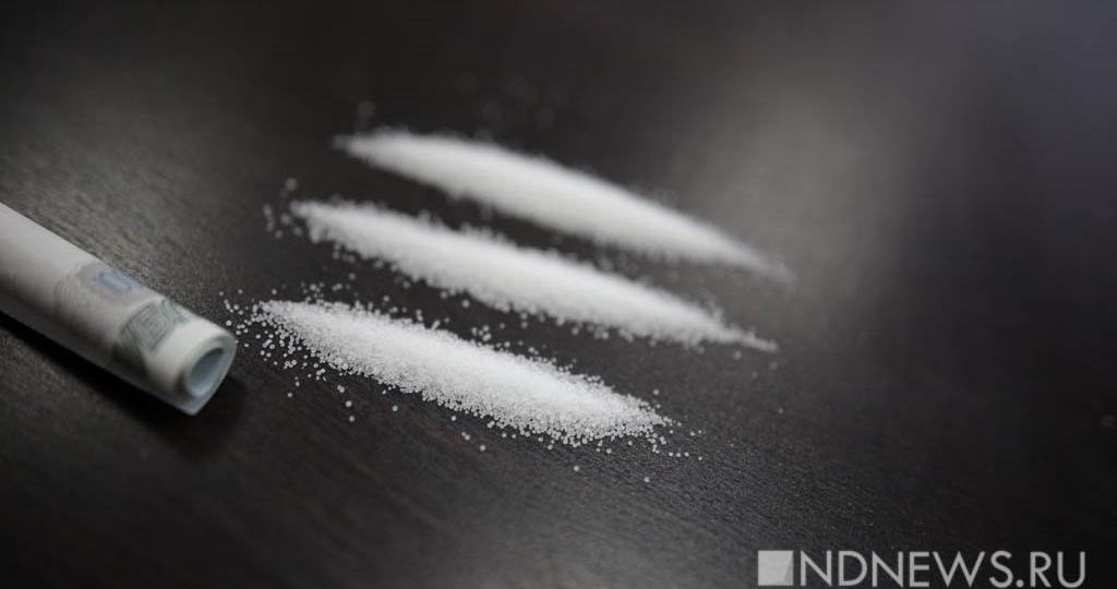 В Приморье полицейские подменяли наркотики на складе вещдоков и продавали их