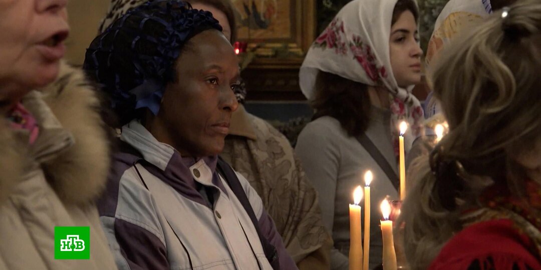 Бегут от радужных флагов в церквях: американцы массово принимают православие