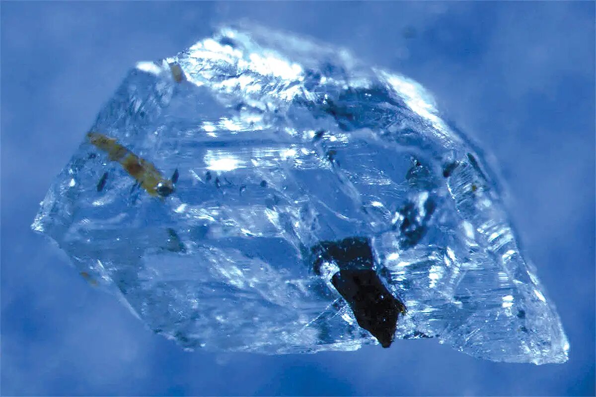 Изображение взято с сайта https://images.newscientist.com/wp-content/uploads/2016/11/23180000/diamond.jpg