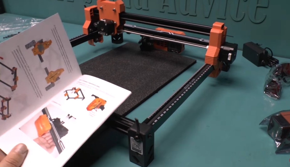 В этой галерее процесс сборки и несколько примеров работ.