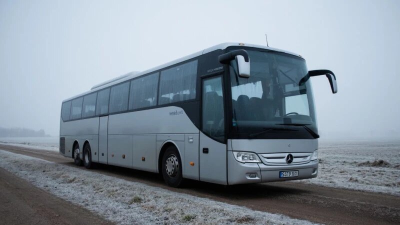     Автобус, рейсы, поездка. Нейросети