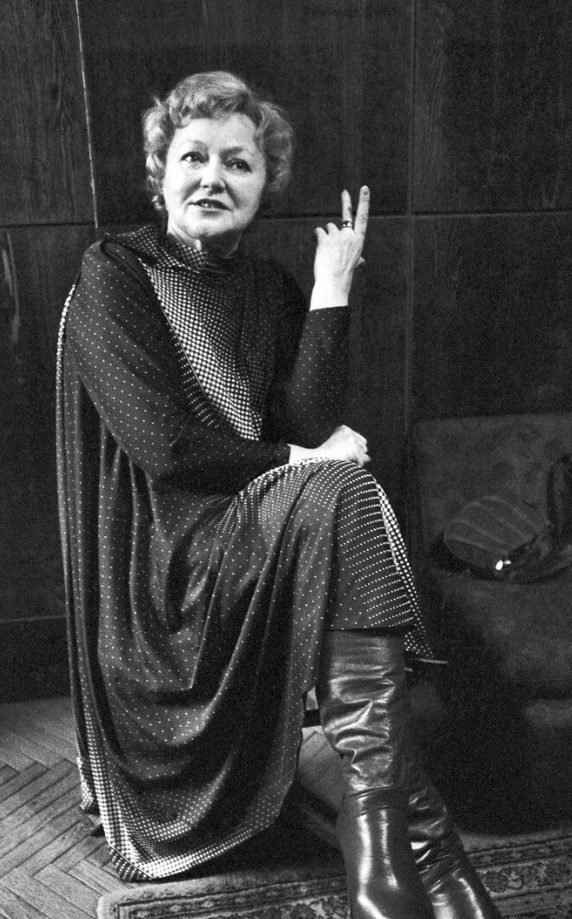 Людмила Касаткина