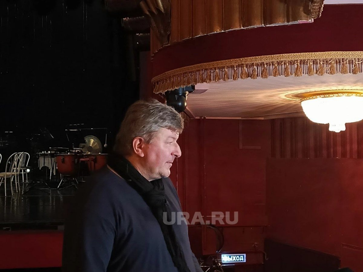    Дмитрий Волосников учился у Евгения Колобова