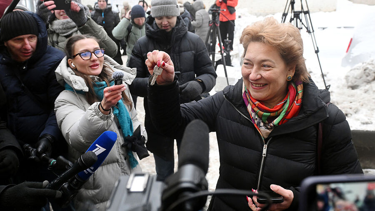 Ключи передавать уже давно пора