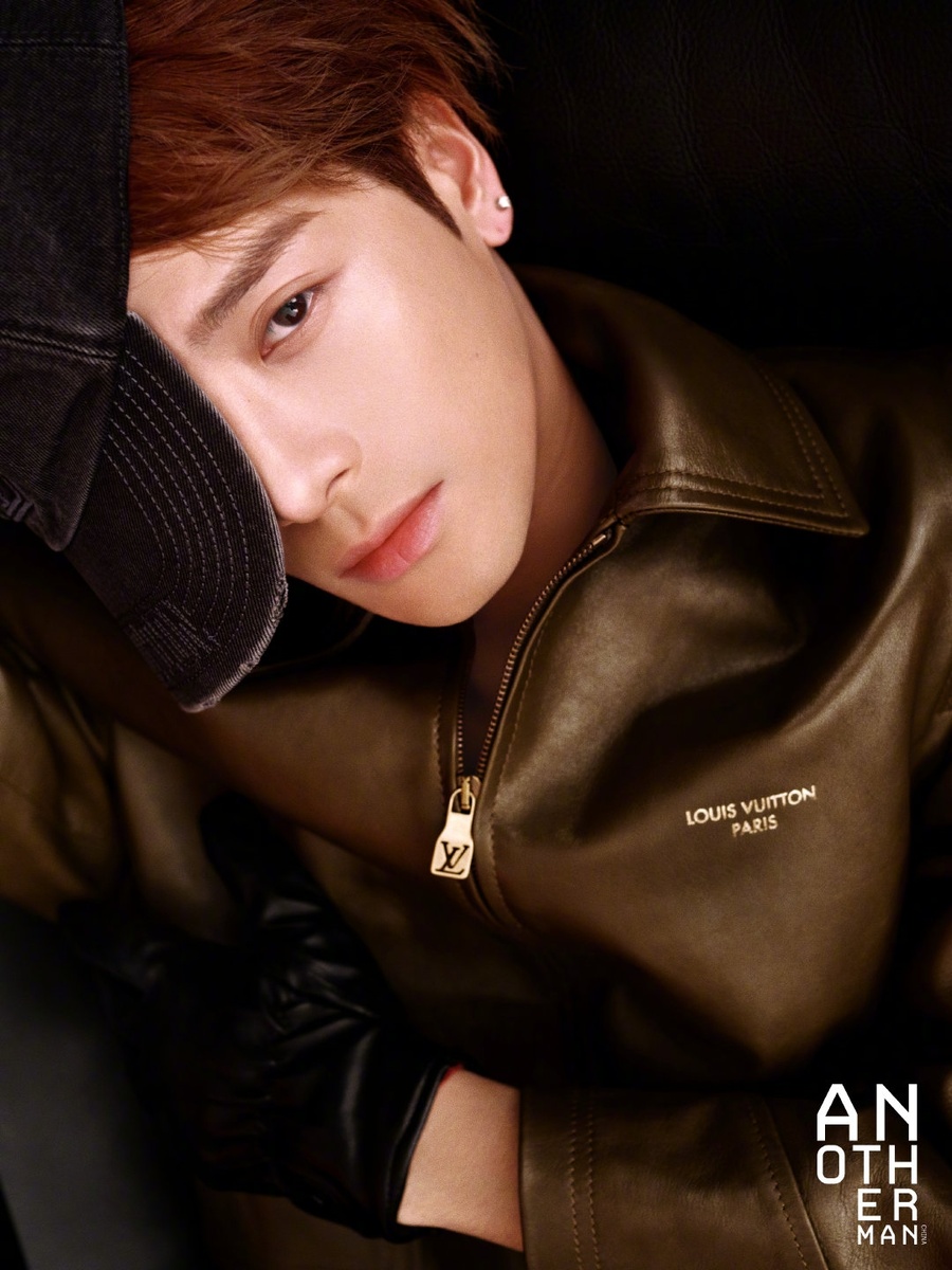 Актёр, певец Джексон Ван. Смотрите галерею...