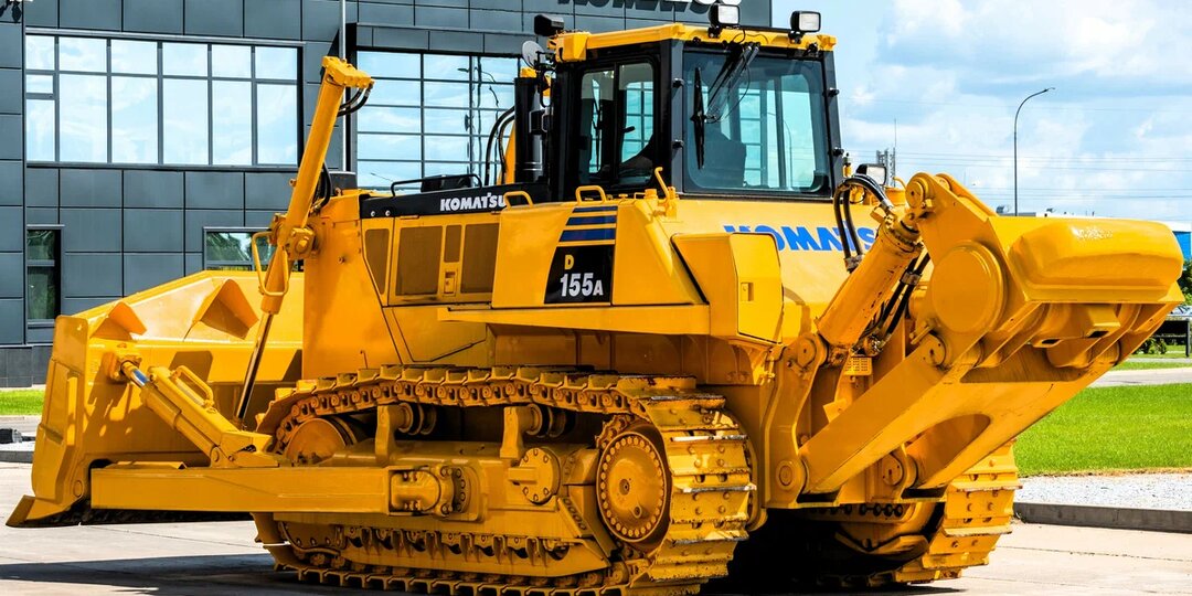 🔥 Вечный двигатель в карьере: как компания Komatsu создала гибридный привод будущего на основе забытой технологии XIX века