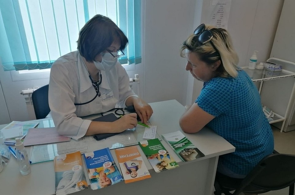    Для повышения доступности медучреждения формируют выездные бригады. Фото: Минздрав Новосибирской области