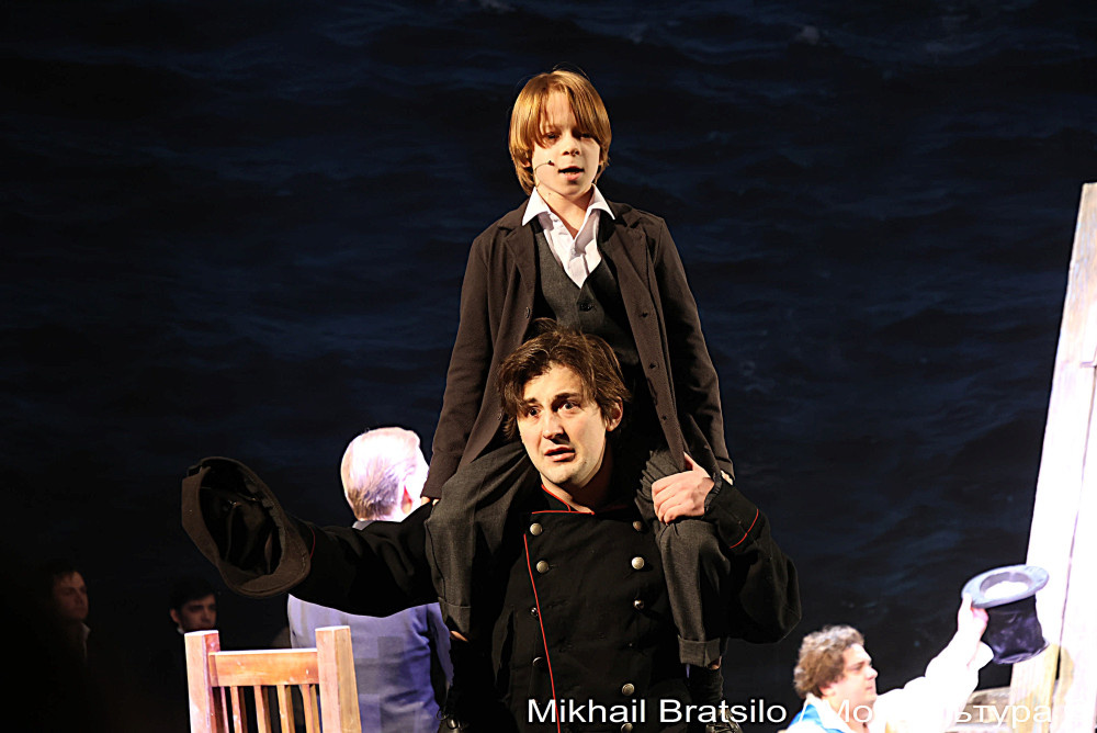 Гамлет в детстве - Алексей Сошин, Йорик - Сергей Бесхлебнов
