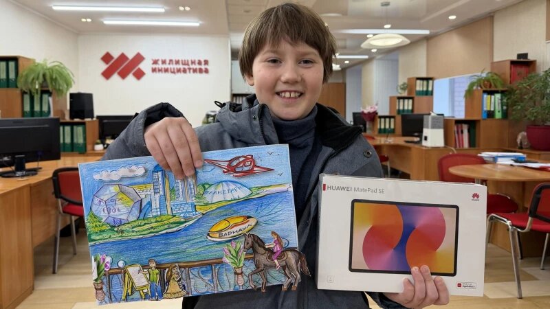    Рисунки победителей конкурса 2025 года. Источник: ГК «Жилищная инициатива».