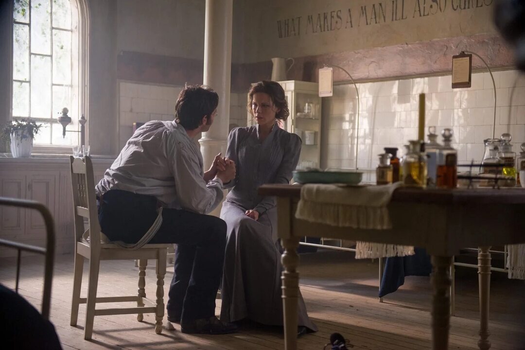 Кадр из к/ф "Обитель проклятых"