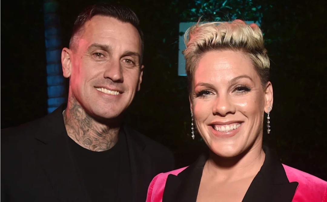 Артистка никому не дала скучать с ее историями и событиями и случаями из такой прикольной и веселой жизни