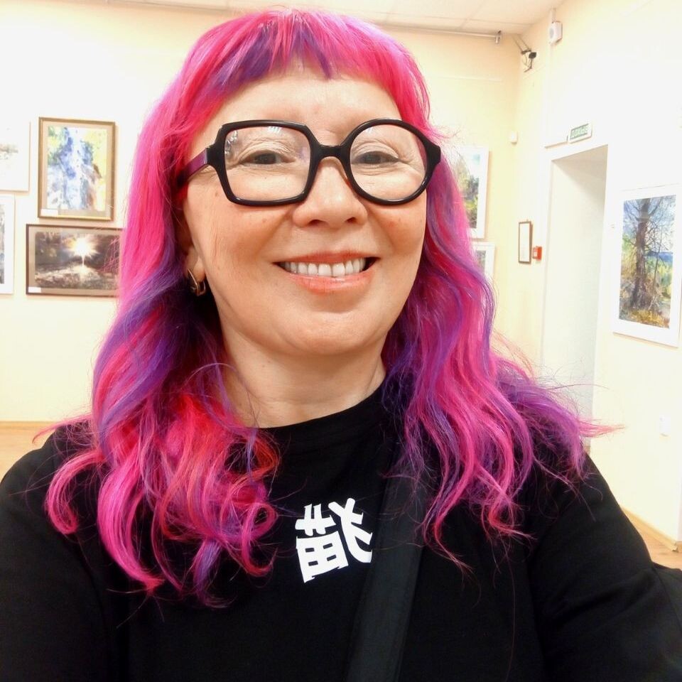 Наталья Романова, автор книг "Идеальная грамотность" и "Пиши без правил"