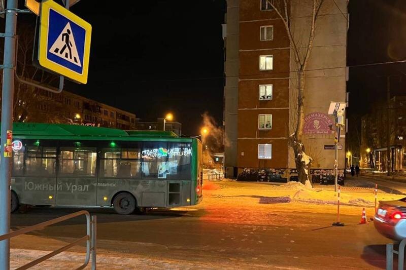    Госавтоинспекция Челябинска. Автобус после ДТП